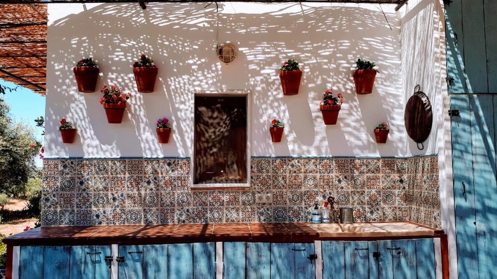 Casa Rural Flores Amarillas Almoharin Exterior photo